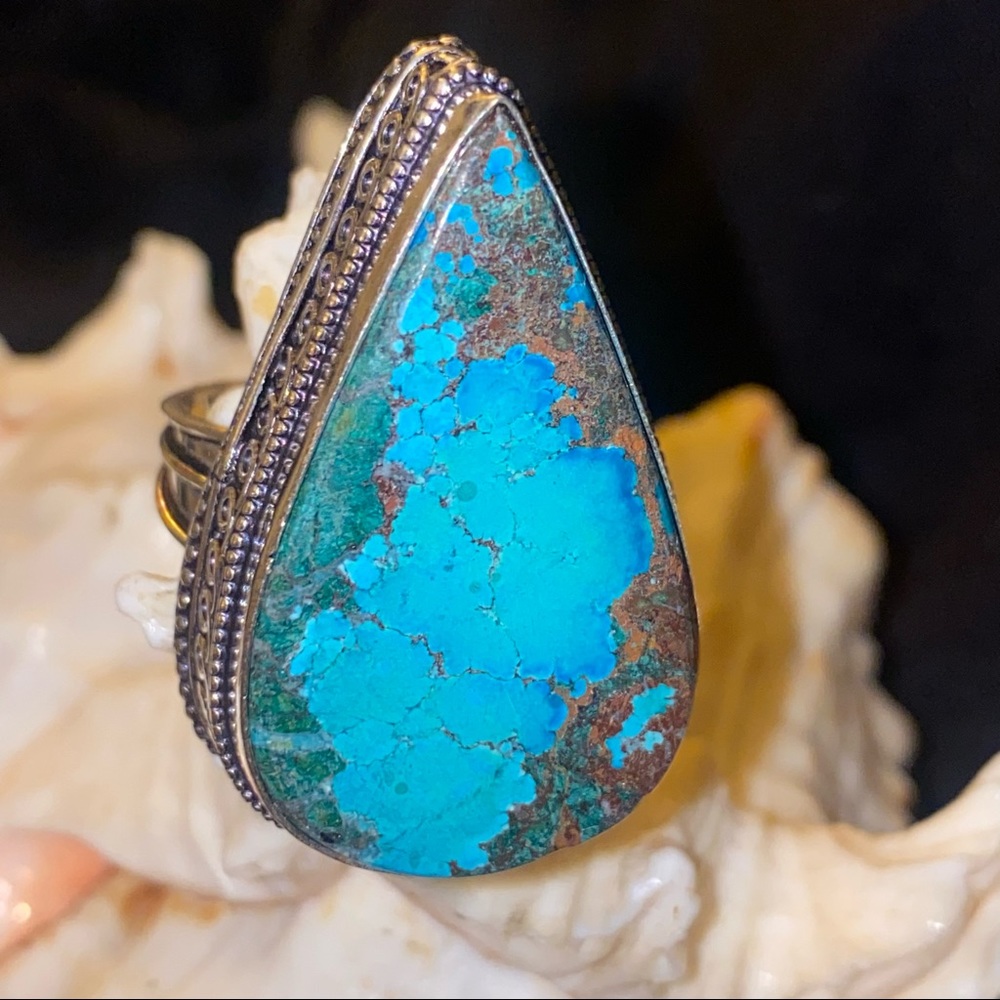 Striking Turquoise natural gemstone statement ring 7.75